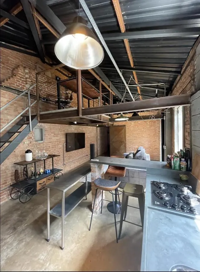 Casa Loft Industrial C/ Area Externa/Cama King/Churrasqueira Sao Paulo